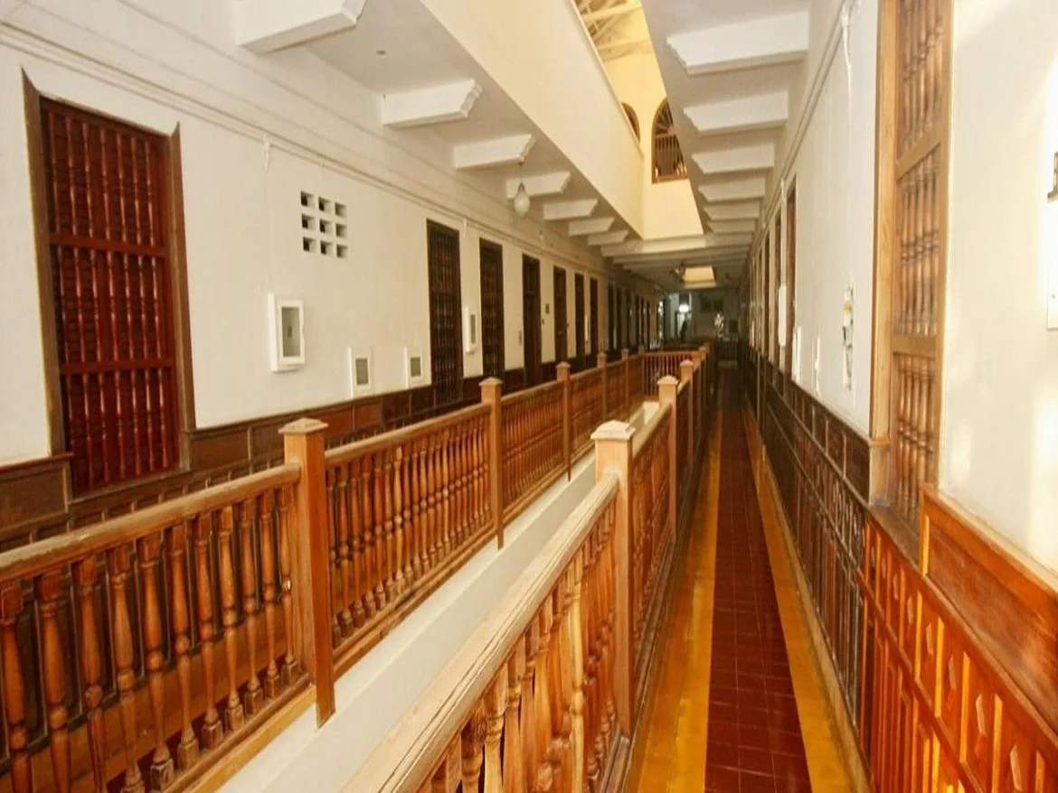 WhatsApp-Image-2025-06-10-at-8.40.53-AM-2